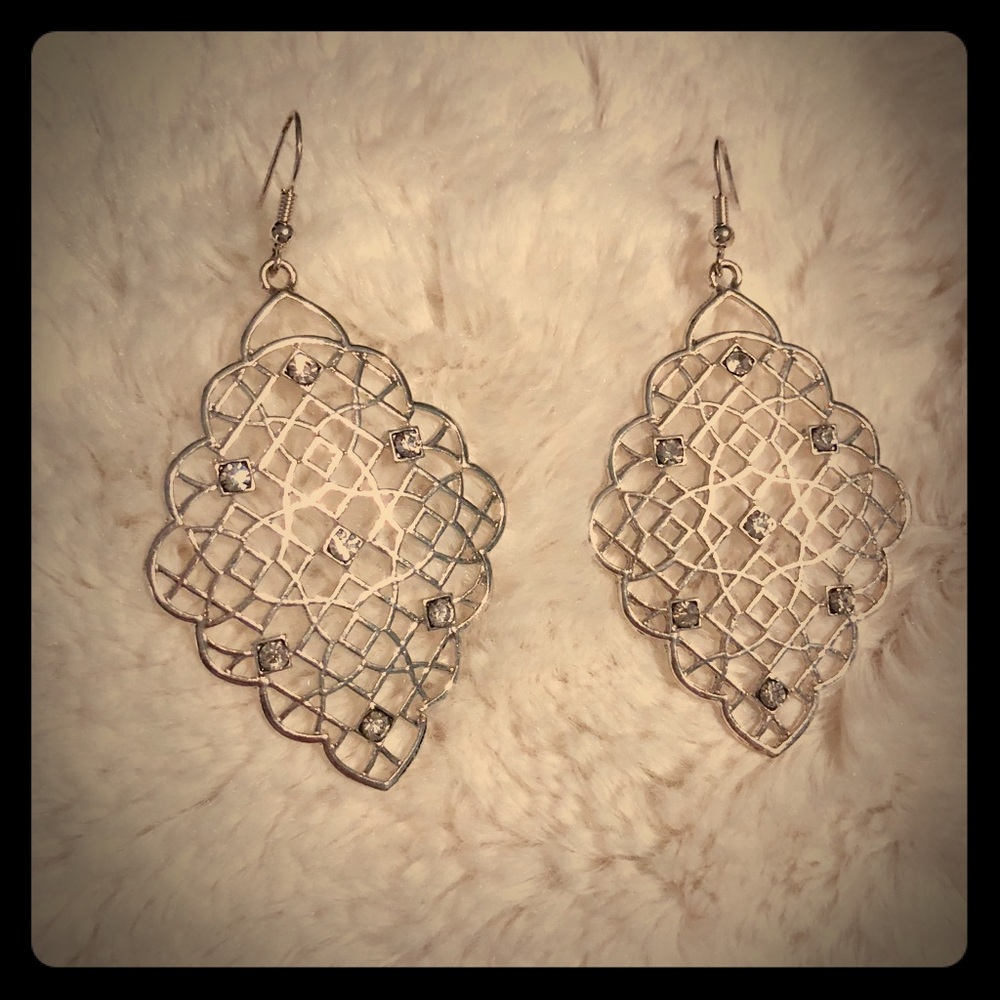 Silver dangle Earings